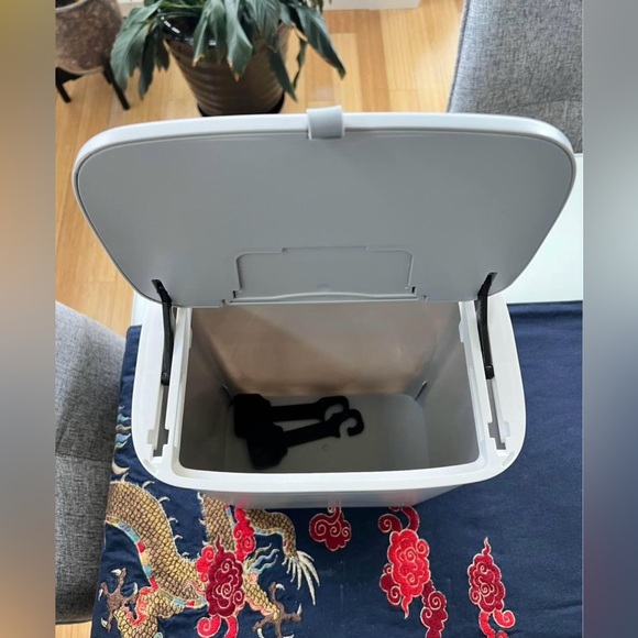 🆕 Hanging Garbage Can (Vehicle) - Picture 5 of 6